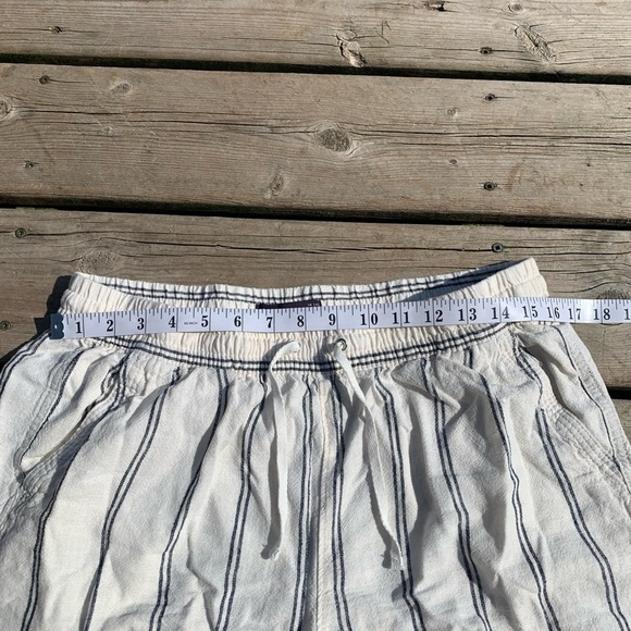 M&S Marks & Spencer Striped Linen Blend Wide Leg Pants - US 10 Long - Picture 8 of 8